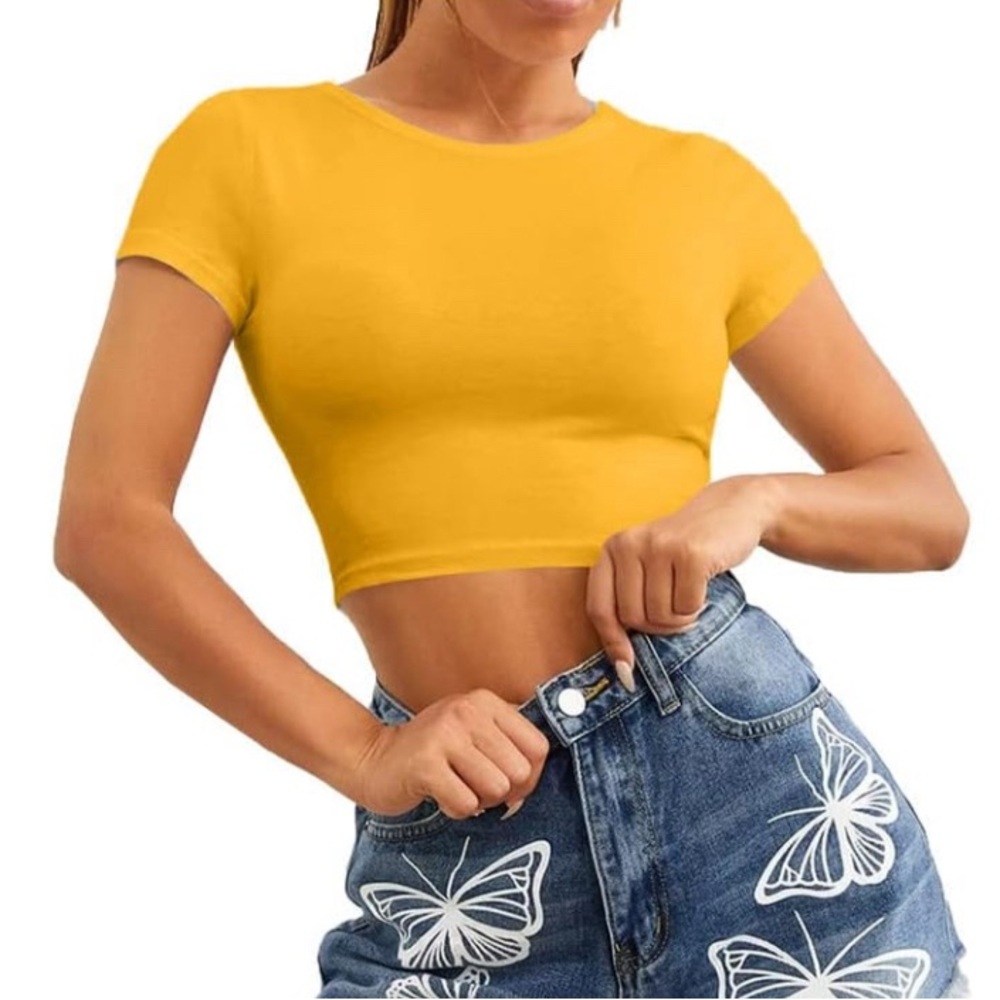 💙4/$16💙SALE YELLOW TEE